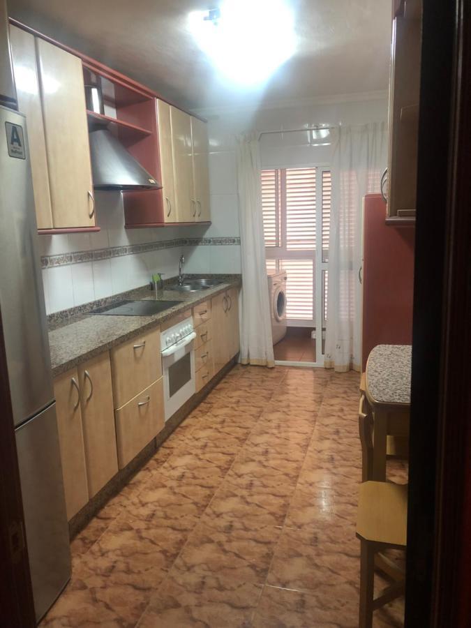 Apartament Piso En Pedregalejo A 50m De La Playa. *