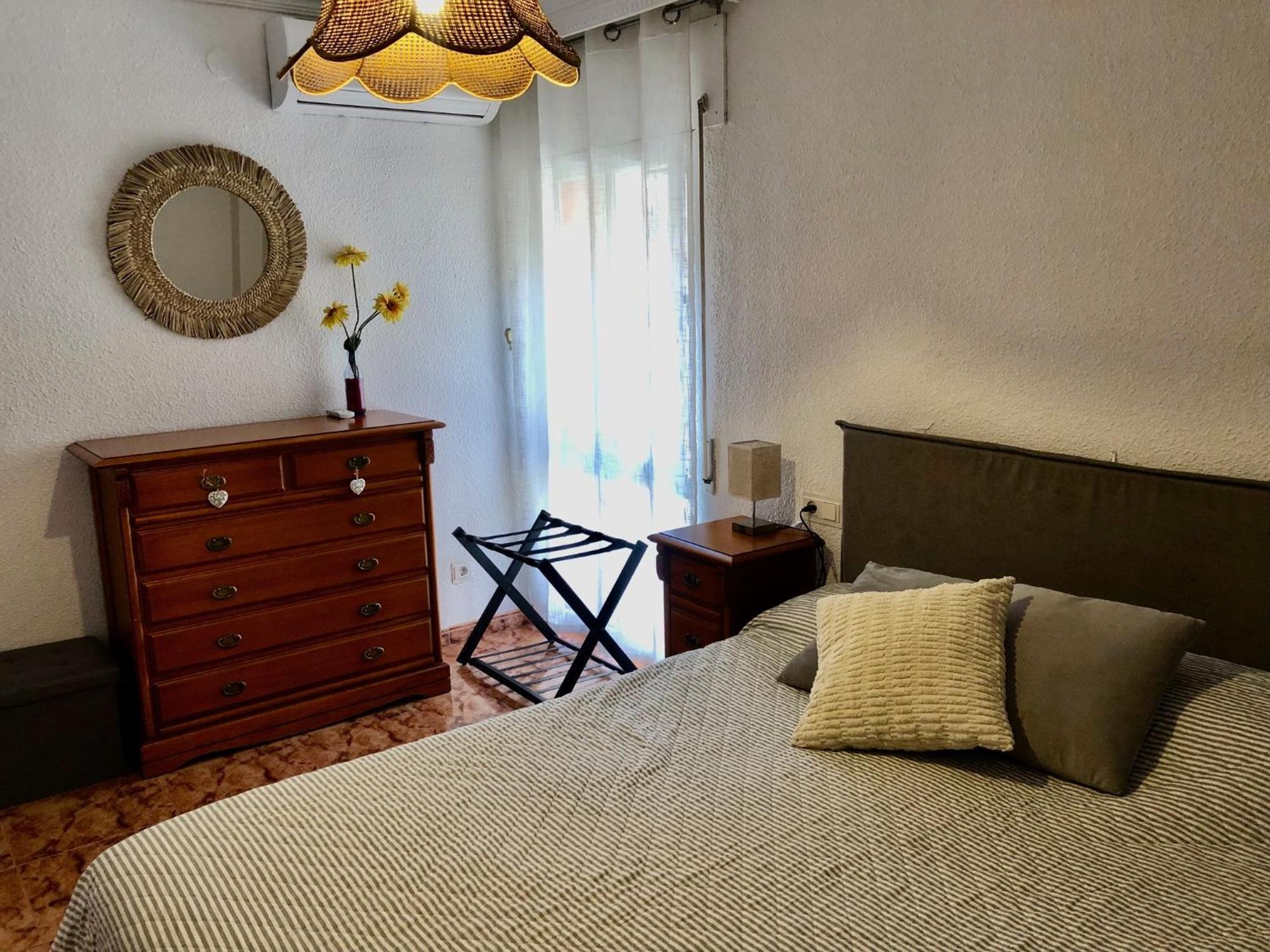Piso En Pedregalejo A 50m De La Playa. Apartament