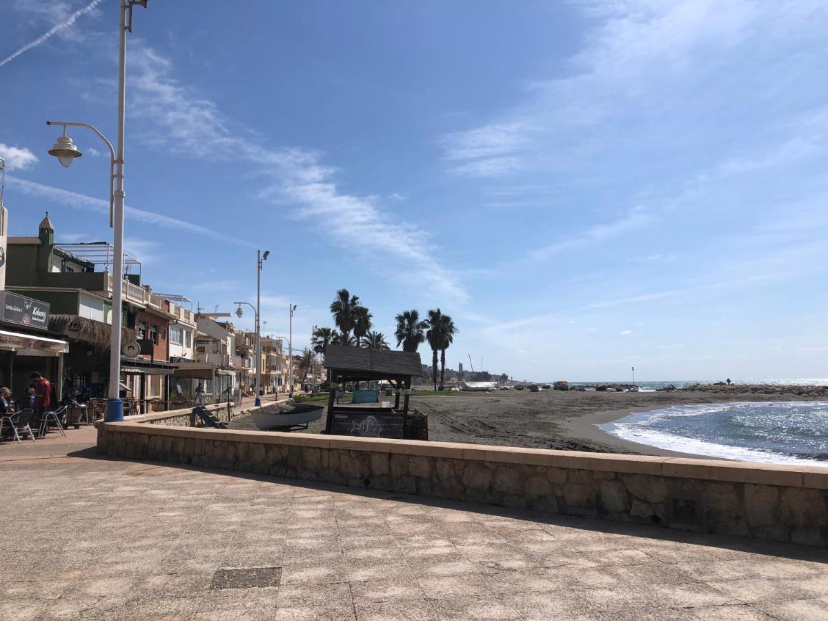 Apartment Piso En Pedregalejo A 50m De La Playa. *